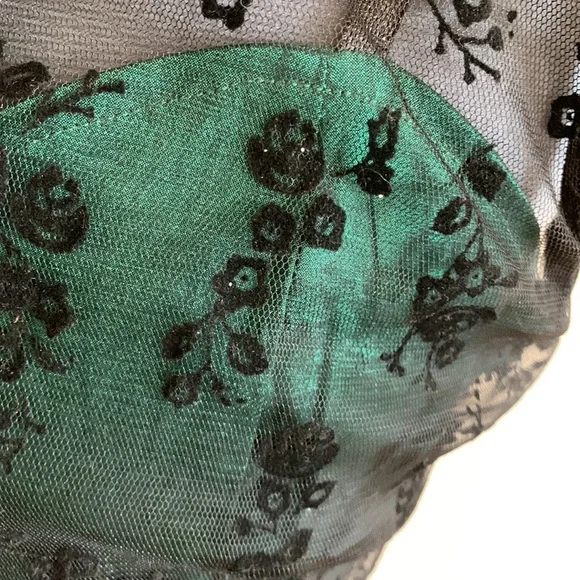 ❌SOLD❌Voodoo Vixen Emerald Dress - Picture 7 of 14